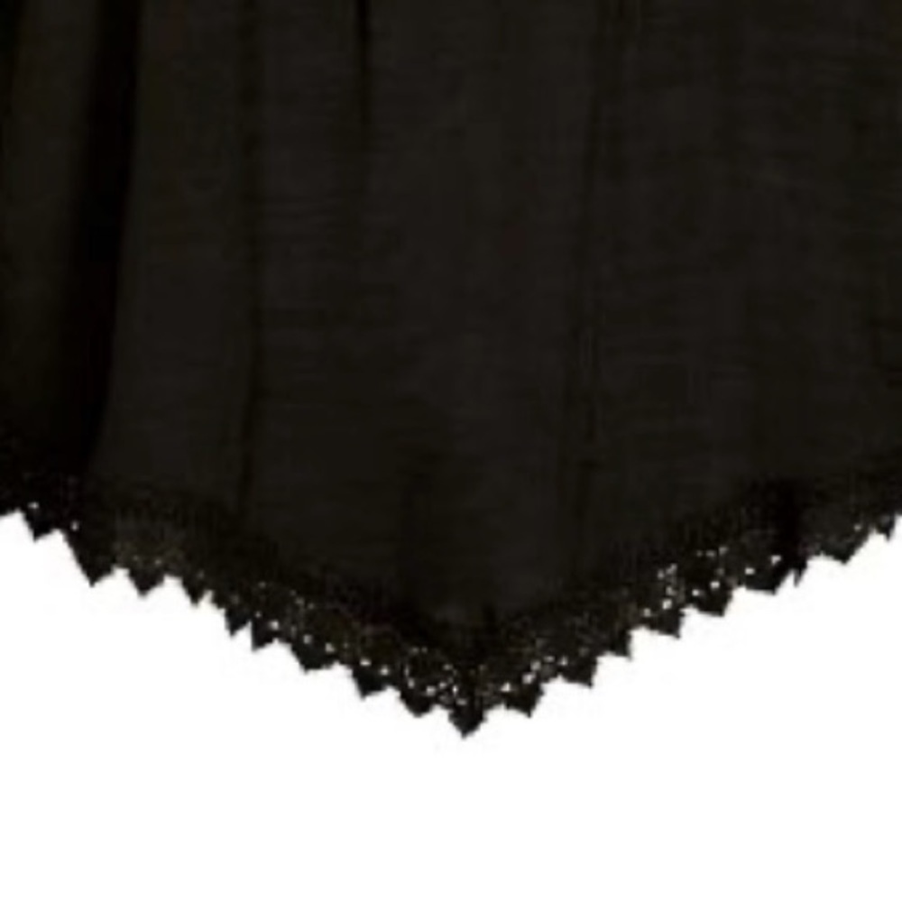 Women's Plus Size Ellie Pintuck Lace Top - black | AVENUE​​​​​​​​​​​​​​ - Picture 5 of 8
